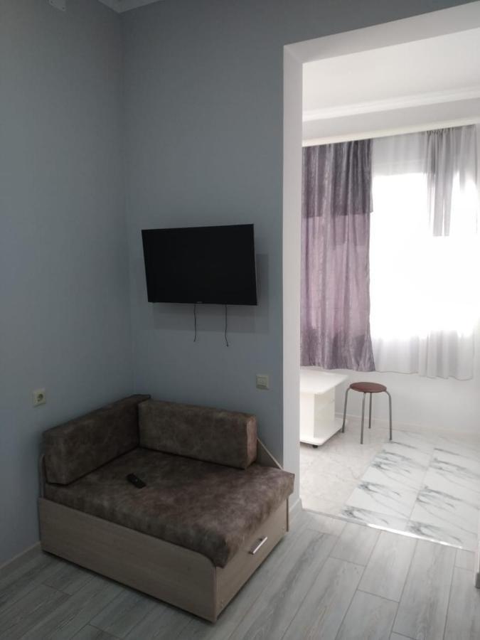 Na Shapsug Guest House Gagra Bagian luar foto