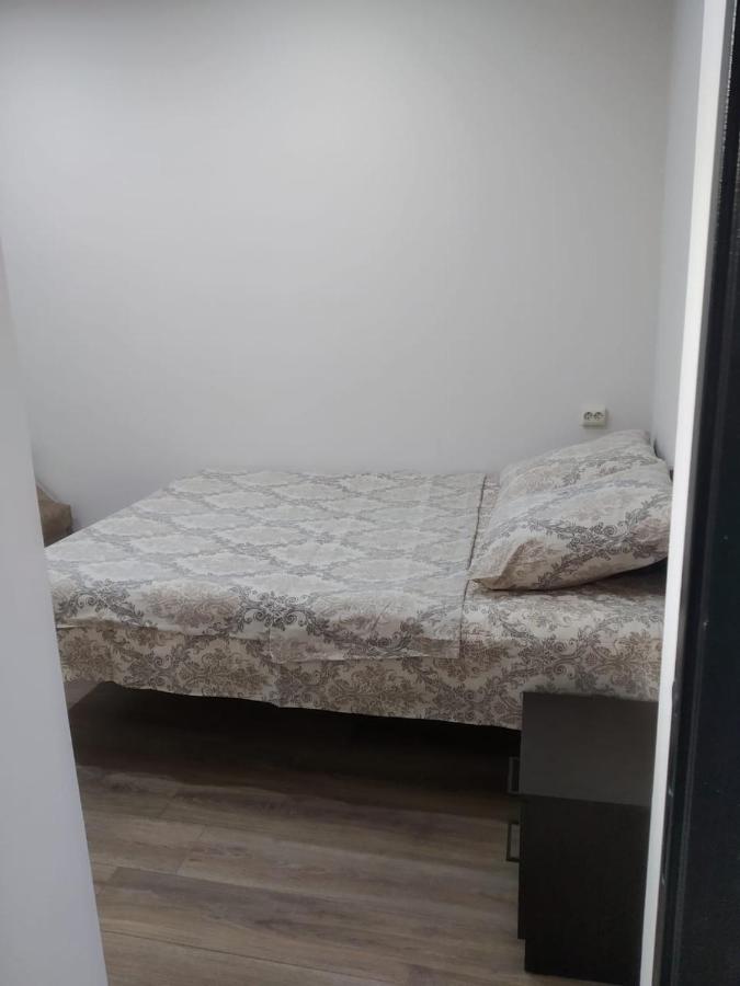Na Shapsug Guest House Gagra Bagian luar foto