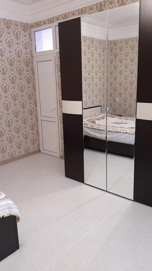 Na Shapsug Guest House Gagra Bagian luar foto