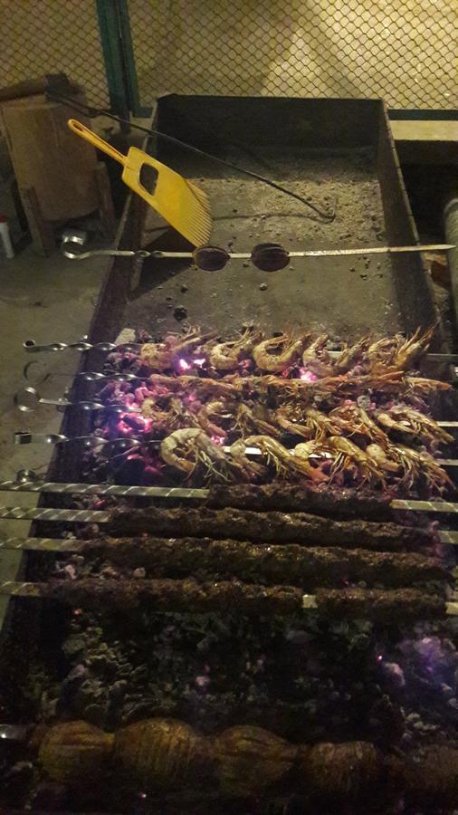 Na Shapsug Guest House Gagra Bagian luar foto